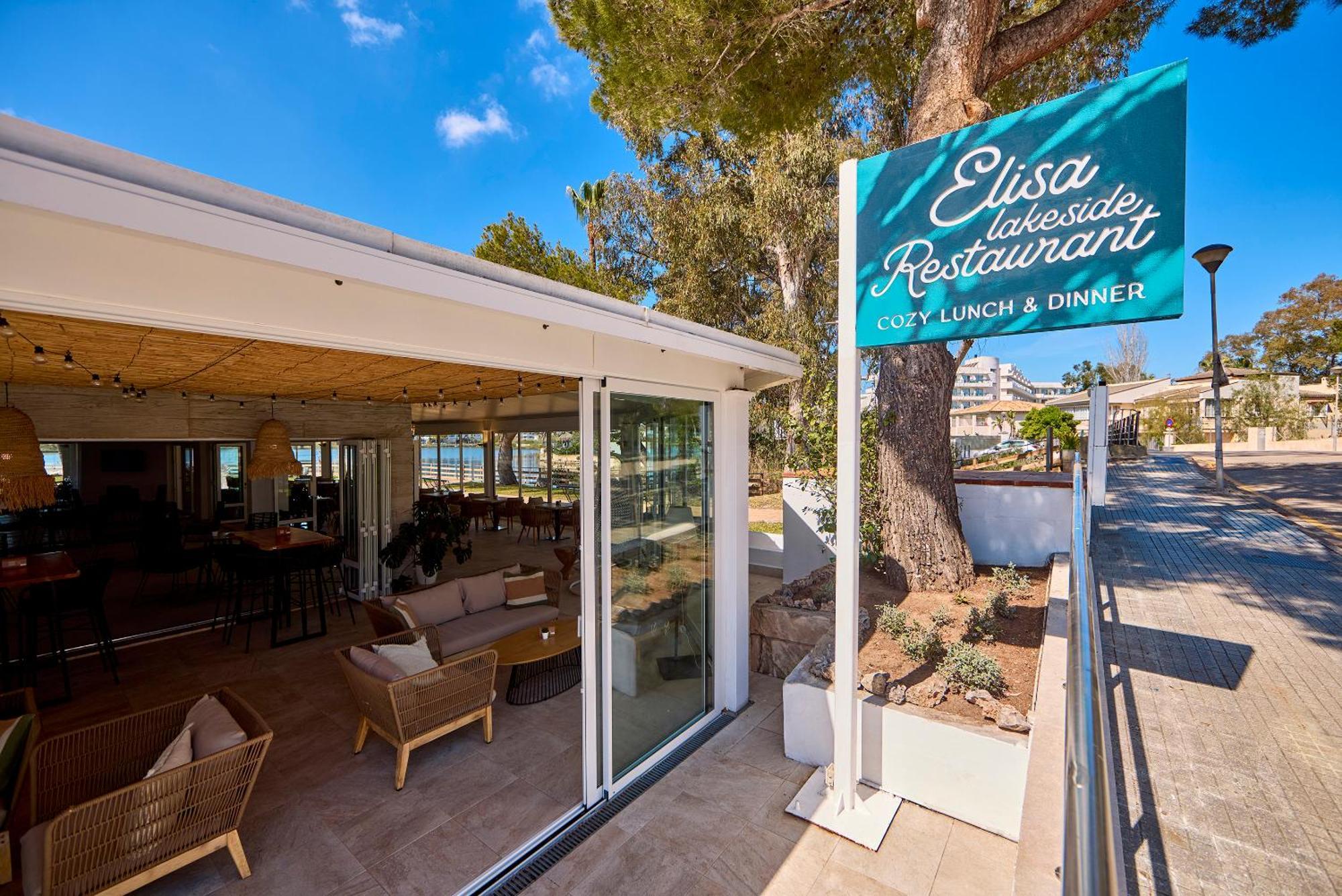 Universal Aparthotel Elisa Playa de Muro  Bagian luar foto