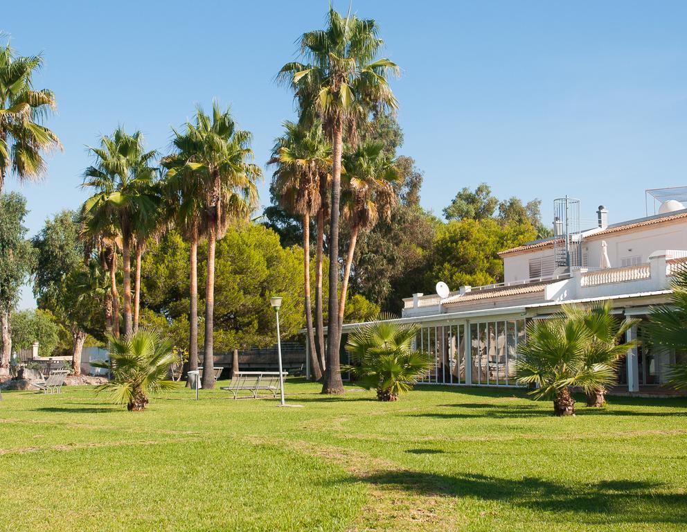 Universal Aparthotel Elisa Playa de Muro  Bagian luar foto